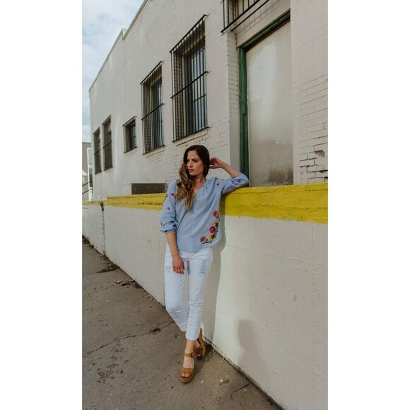 VELVET GRAHAM & SPENCER Arabelle Chambray Embroidered Peasant Blouse, Size M - Picture 3 of 16